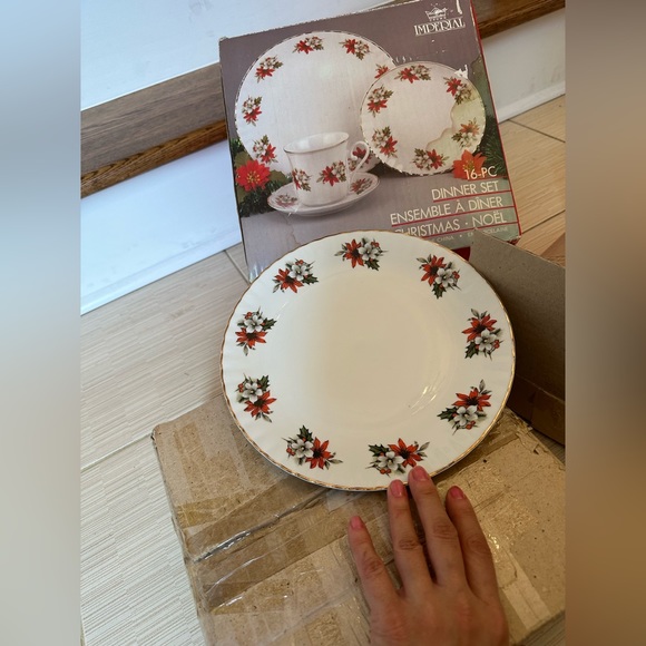 IMPERIAL Fine China Porcelain 16 Pieces - Picture 4 of 16